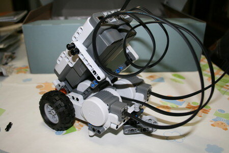 mindstorms-nxt-start-here_20061018002355.jpg