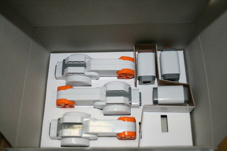 mindstorms-nxt_20061016233145.jpg