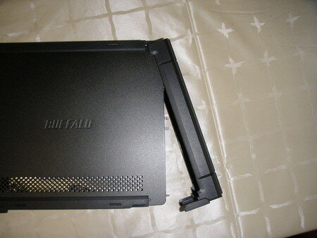 linkstation_disassembly_20080429071519.jpg