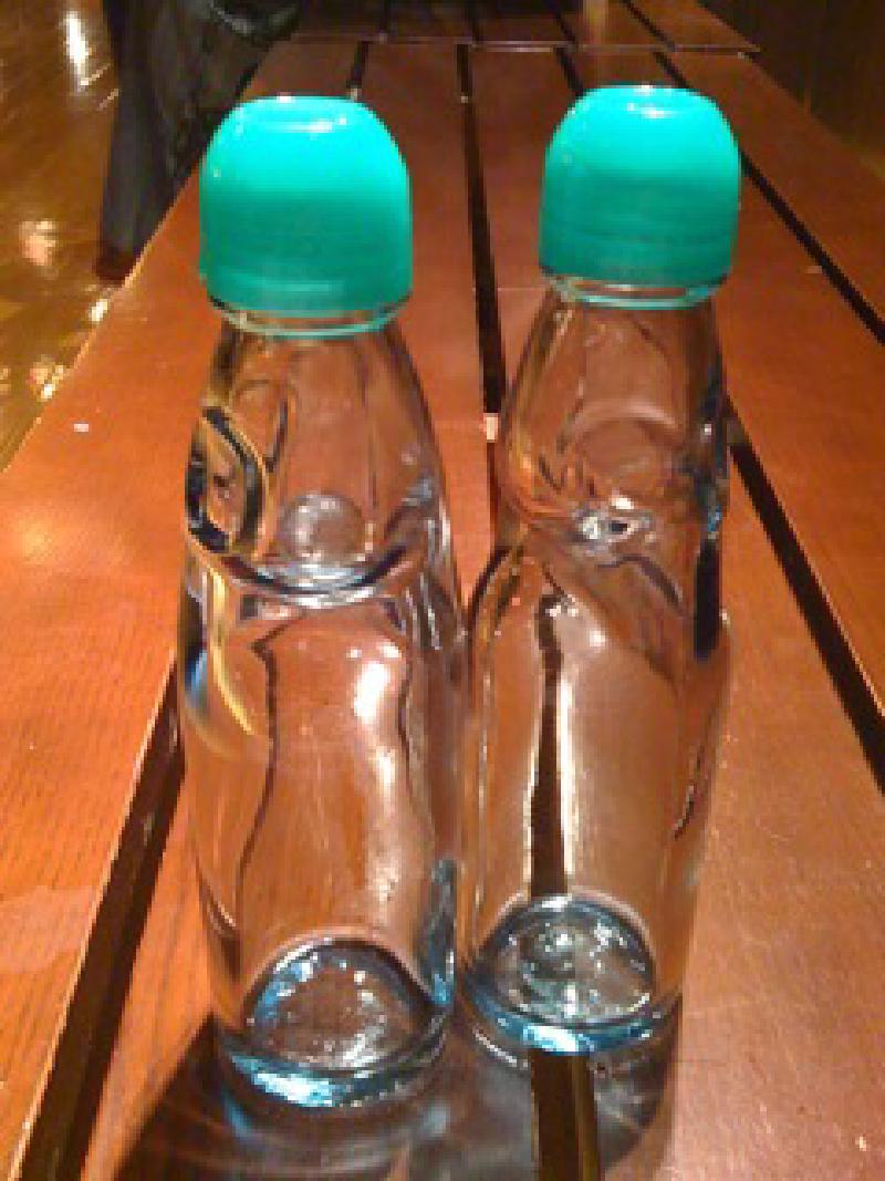 Featured image of post iPhoneでラムネの瓶を撮る