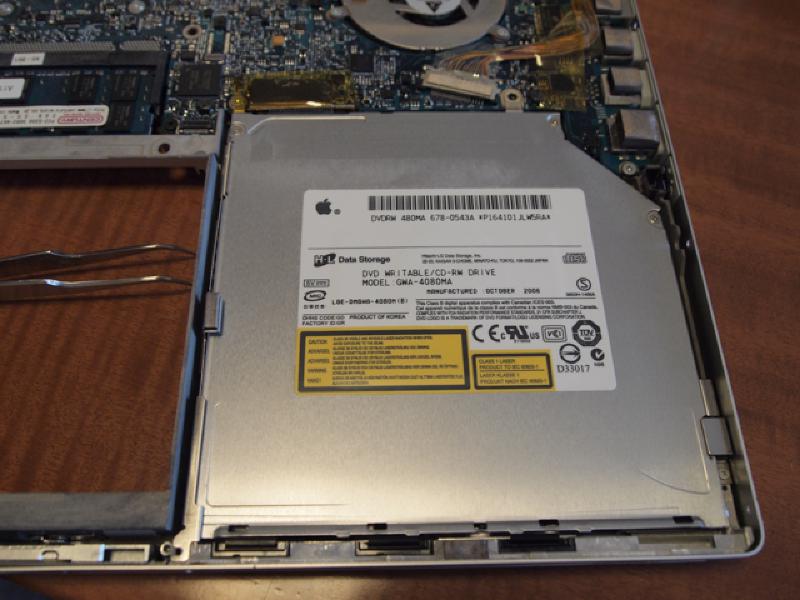 Featured image of post MacBook ProのHDDとDVDを換装する（DVD編）