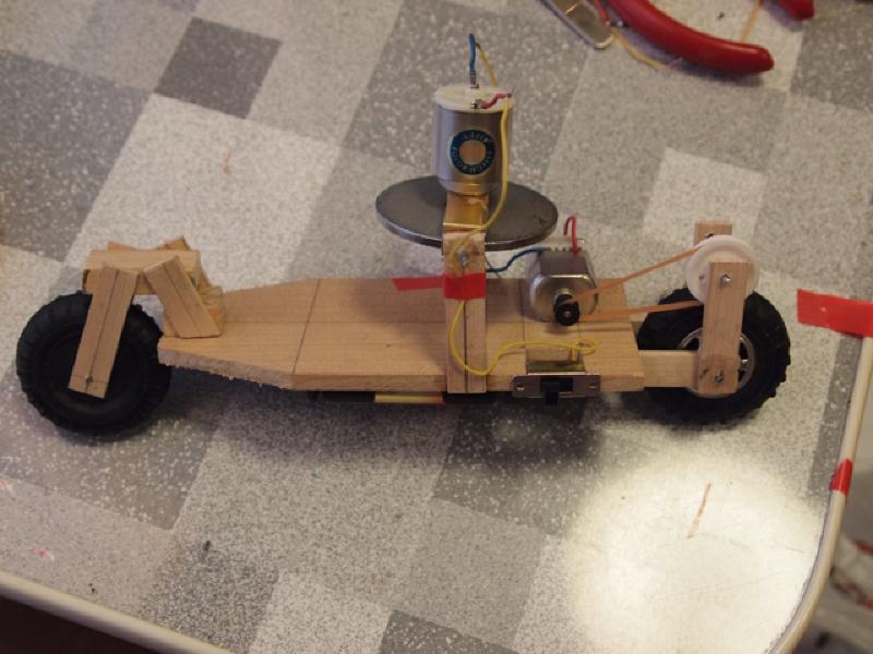 Featured image of post 今江科学さんのジャイロカーをつくってみた