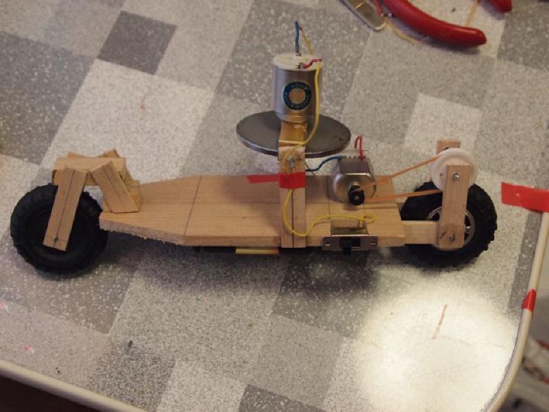 Featured image of post 今江科学さんのジャイロカーをつくってみた