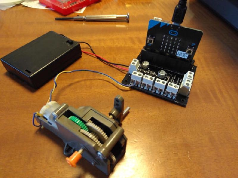 Featured image of post micro:bitでモーターを動かしてみた