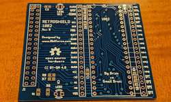 Featured image of post COSMAC RetroShield 1802基板をいただきました