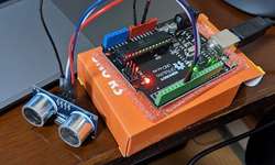 Featured image of post メカナムロボットのLesson2で使っている超音波センサーを動かしてみました。