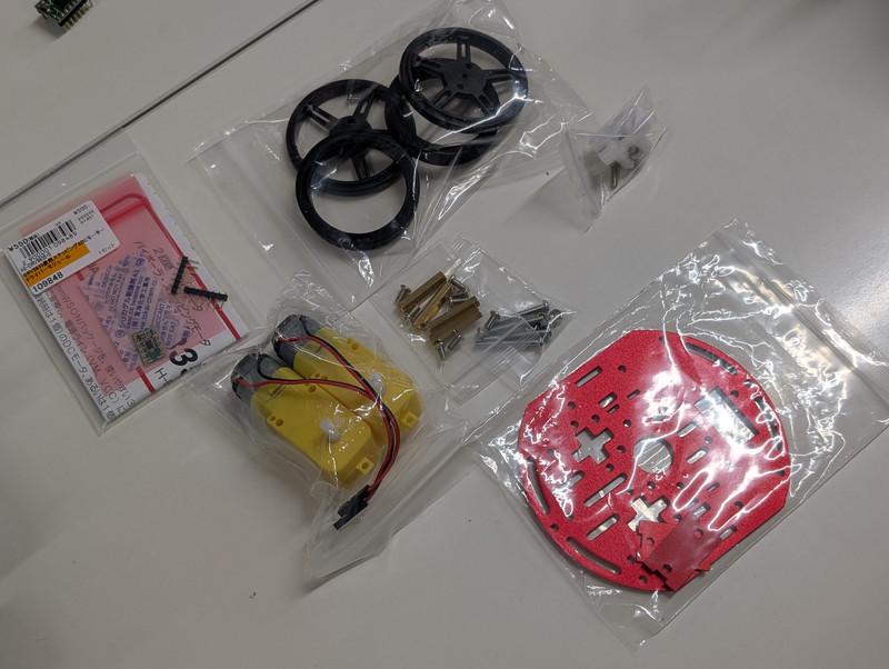 Featured image of post ESP32でミニカーを作る #1 設計編（おおたfab 電子工作初心者勉強会）