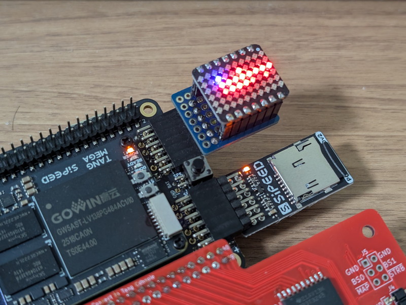 Featured image of post TangConsoleDCJ11MEMにWS2812 LEDアレイを接続しました