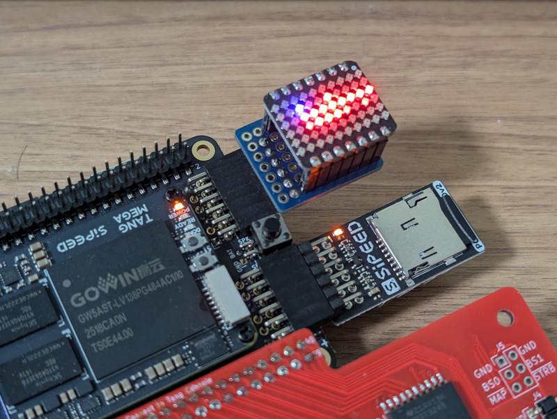 Featured image of post TangConsoleDCJ11MEMにWS2812 LEDアレイを接続しました