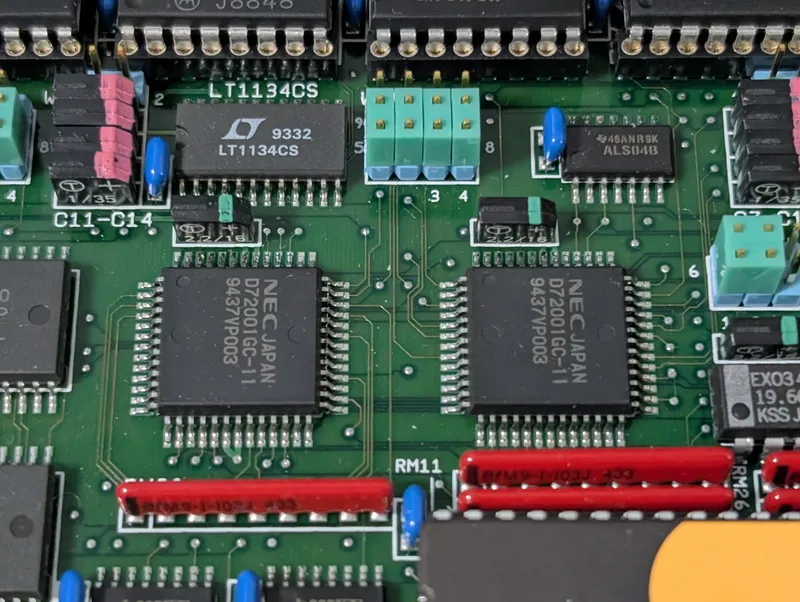 シリアル通信デバイスuPD72001