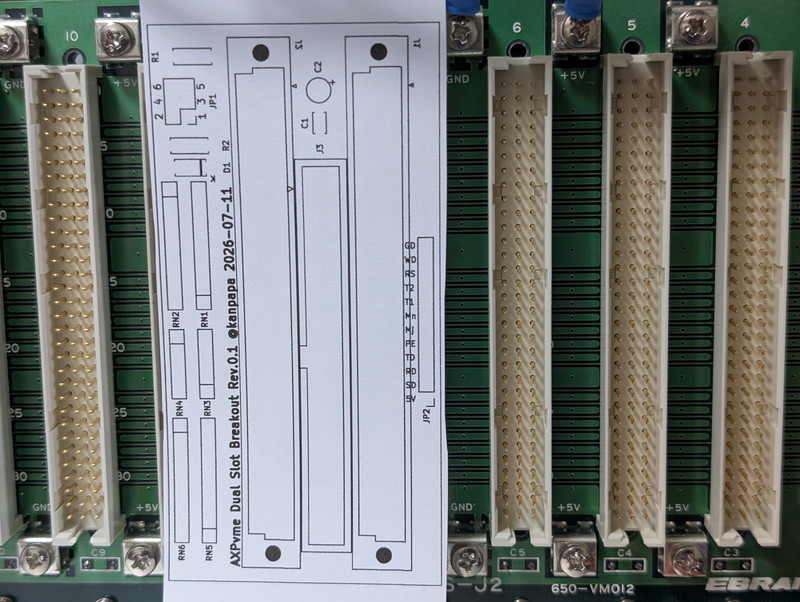 VMEバックプレーンとBreakoutボードの確認