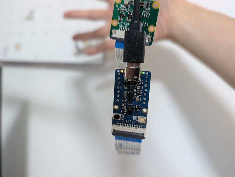 パーを認識してデバイス左側のLEDが点灯