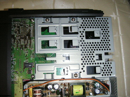 linkstation_disassembly_20080429071734.jpg