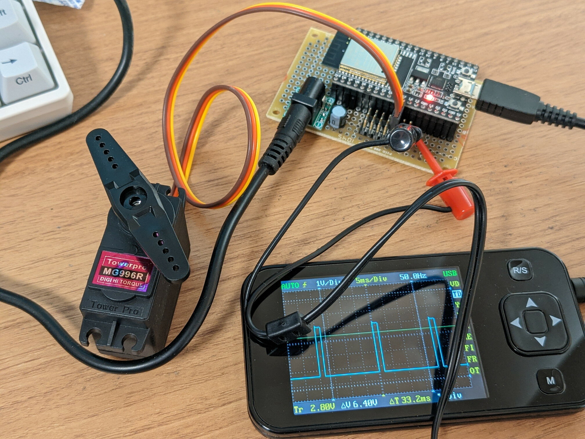 diy_6df_robot_esp32_test1.jpg