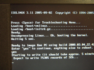 eeepc_Xandros_bootmessage.jpg